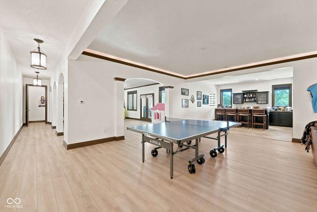 15479 Hidden Oaks Lane, Carmel, IN 46033