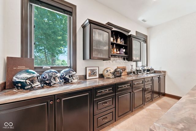 15479 Hidden Oaks Lane, Carmel, IN 46033