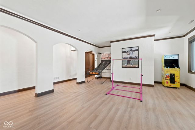 15479 Hidden Oaks Lane, Carmel, IN 46033