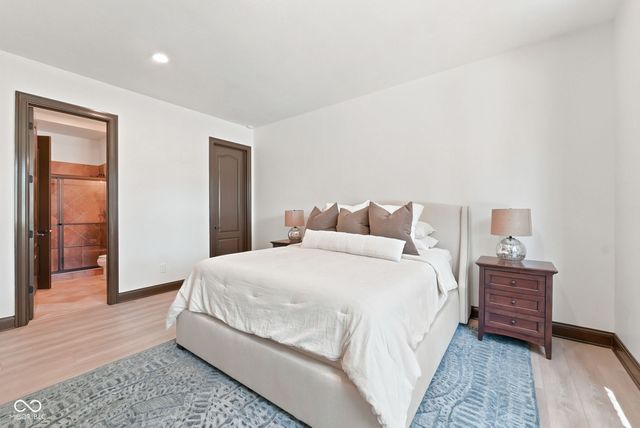15479 Hidden Oaks Lane, Carmel, IN 46033