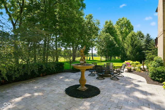 15479 Hidden Oaks Lane, Carmel, IN 46033