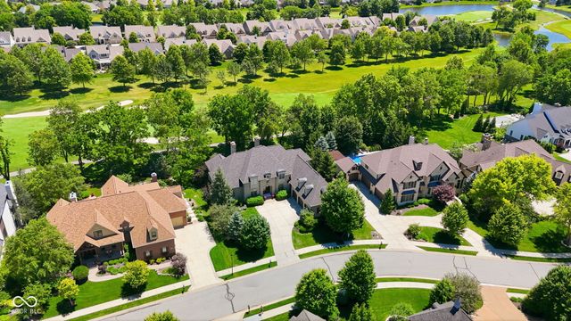 15479 Hidden Oaks Lane, Carmel, IN 46033