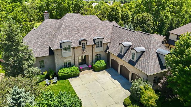 15479 Hidden Oaks Lane, Carmel, IN 46033
