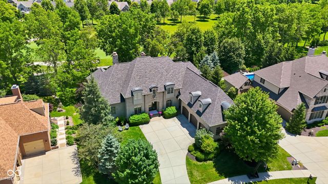 15479 Hidden Oaks Lane, Carmel, IN 46033