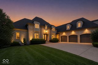 15479 Hidden Oaks Lane, Carmel, IN 46033