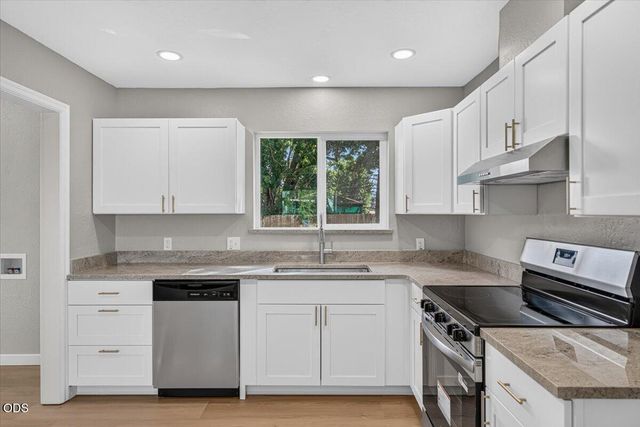 714 Broad Street, Medford, OR 97501