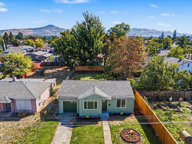 714 Broad Street, Medford, OR 97501