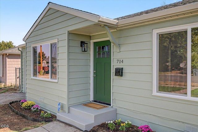 714 Broad Street, Medford, OR 97501