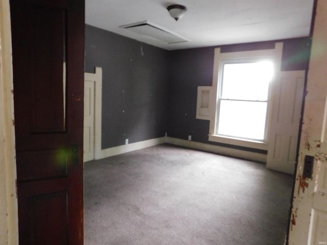 220 S Jefferson Street, Worthington, IN 47471