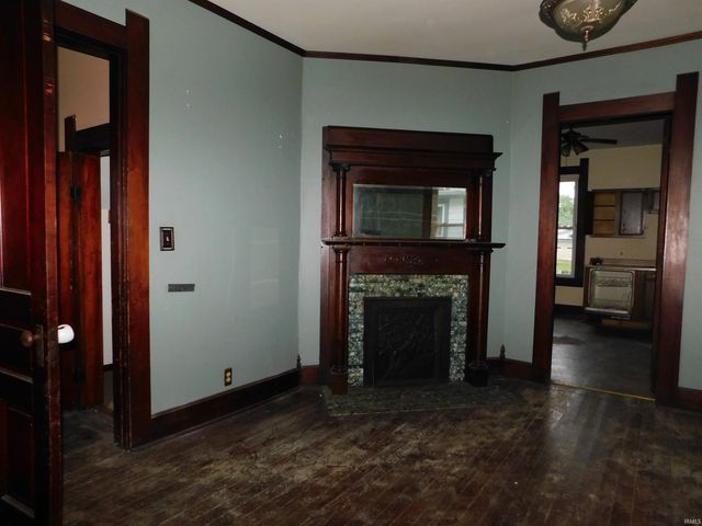220 S Jefferson Street, Worthington, IN 47471