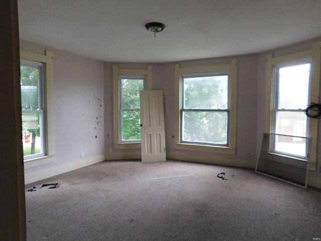 220 S Jefferson Street, Worthington, IN 47471