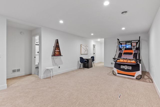 1820 Mckinley Street NE, Minneapolis, MN 55418