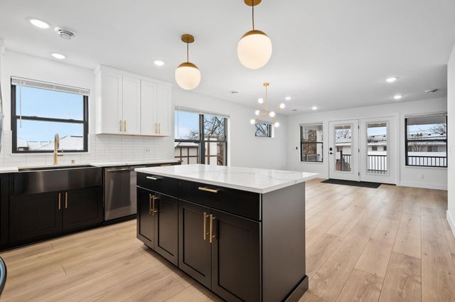1820 Mckinley Street NE, Minneapolis, MN 55418