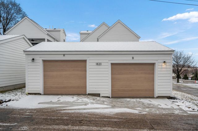 1820 Mckinley Street NE, Minneapolis, MN 55418