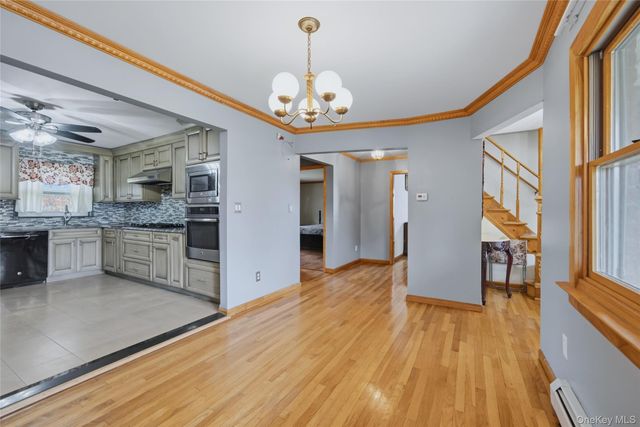 120-44 194th Street, Saint Albans, NY 11412