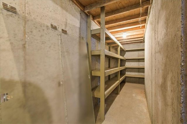 16914 Meadow Creek Court, Belton, MO 64012