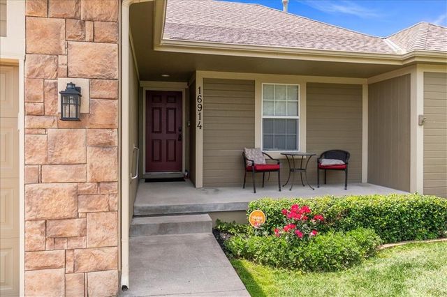 16914 Meadow Creek Court, Belton, MO 64012