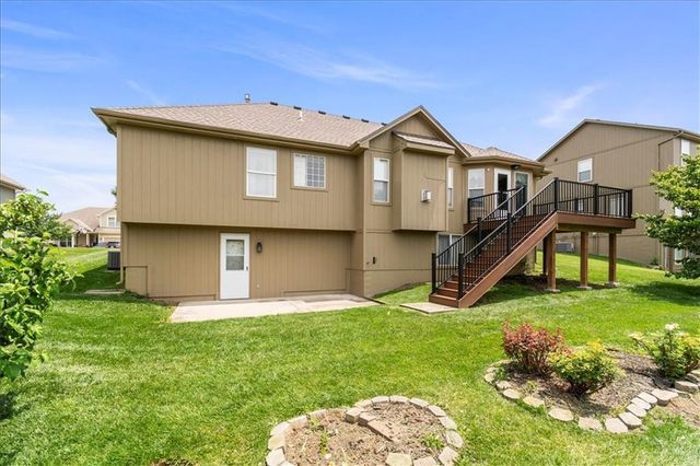 16914 Meadow Creek Court, Belton, MO 64012
