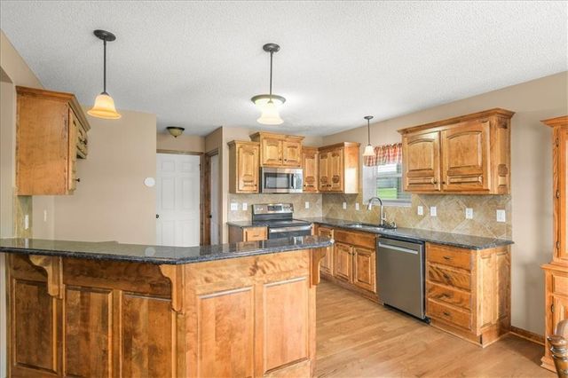 16914 Meadow Creek Court, Belton, MO 64012