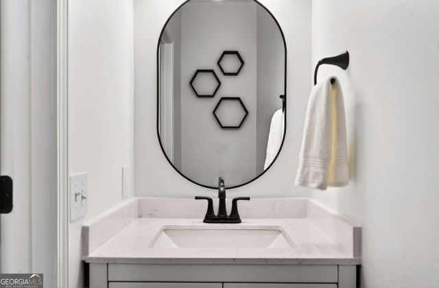 1514 Oglethorpe Drive, Suwanee, GA 30024