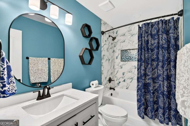 1514 Oglethorpe Drive, Suwanee, GA 30024