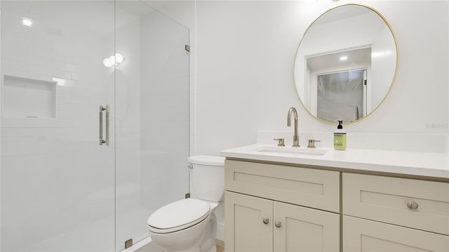 303 SPRINGDALE DRIVE 303, Bradenton, FL 34210