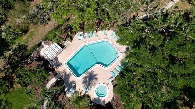 303 SPRINGDALE DRIVE 303, Bradenton, FL 34210