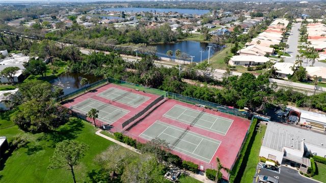 303 SPRINGDALE DRIVE 303, Bradenton, FL 34210