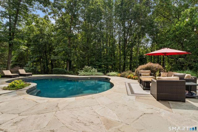 128 West King Street, Danbury, CT 06811