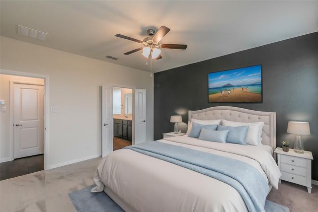 136 Wagon Mound, Waxahachie, TX 75167