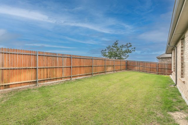 136 Wagon Mound, Waxahachie, TX 75167