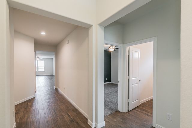 136 Wagon Mound, Waxahachie, TX 75167