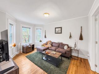 593 Centre Street 3, Boston, MA 02130