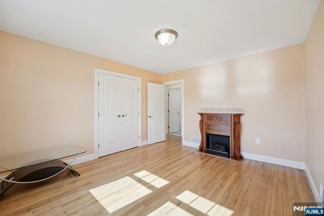 59 Oakwood Drive, Wayne, NJ 07470
