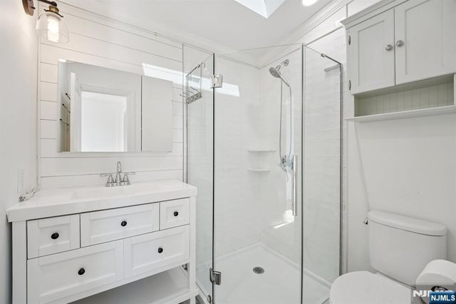 59 Oakwood Drive, Wayne, NJ 07470