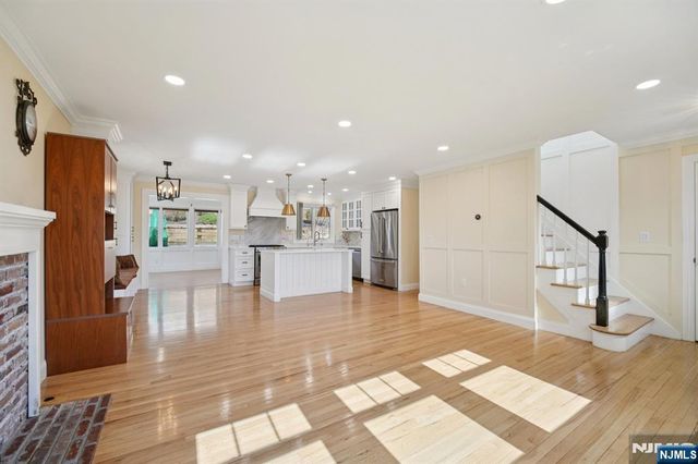 59 Oakwood Drive, Wayne, NJ 07470