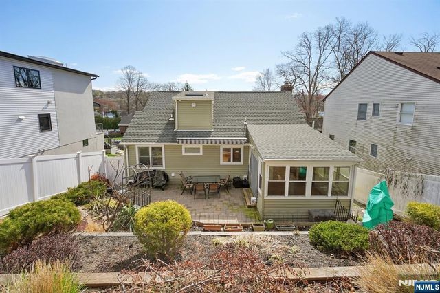 59 Oakwood Drive, Wayne, NJ 07470