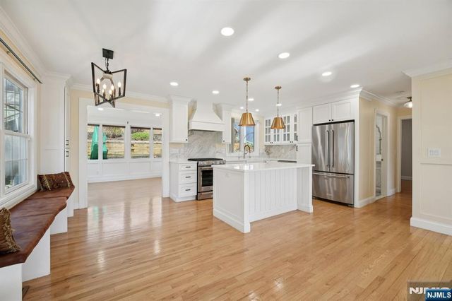 59 Oakwood Drive, Wayne, NJ 07470