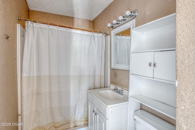 235 Comingo Avenue, Joplin, MO 64801