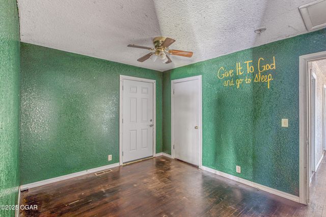 235 Comingo Avenue, Joplin, MO 64801