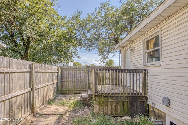 235 Comingo Avenue, Joplin, MO 64801
