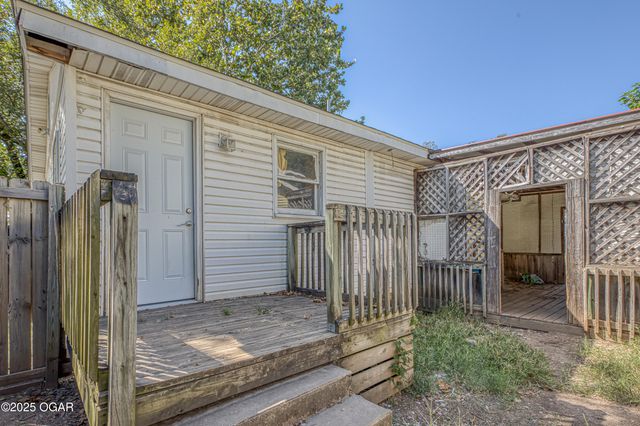 235 Comingo Avenue, Joplin, MO 64801