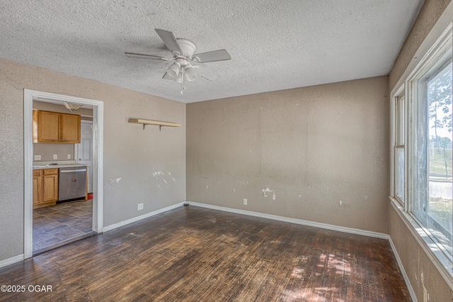 235 Comingo Avenue, Joplin, MO 64801