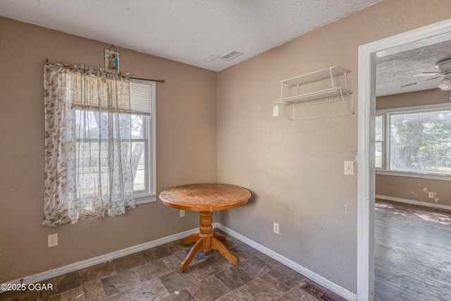 235 Comingo Avenue, Joplin, MO 64801