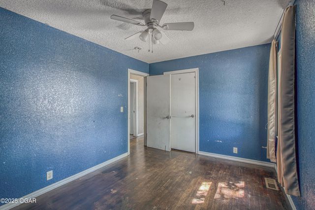 235 Comingo Avenue, Joplin, MO 64801