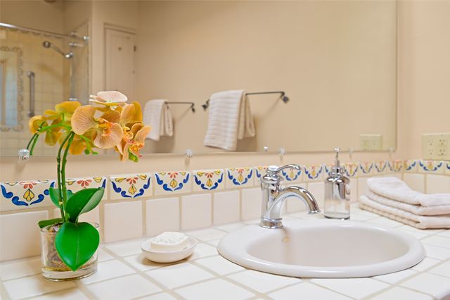 133 Sierra Azul, Santa Fe, NM 87507