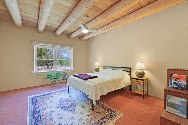 133 Sierra Azul, Santa Fe, NM 87507