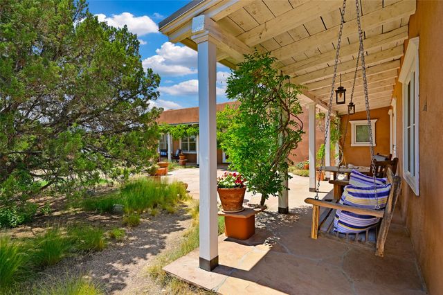 133 Sierra Azul, Santa Fe, NM 87507