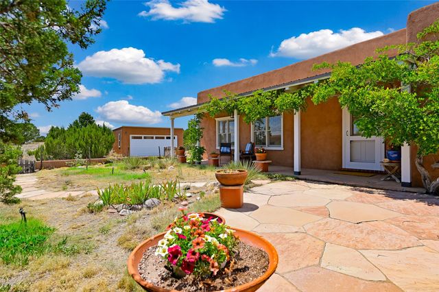133 Sierra Azul, Santa Fe, NM 87507