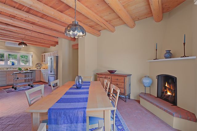 133 Sierra Azul, Santa Fe, NM 87507